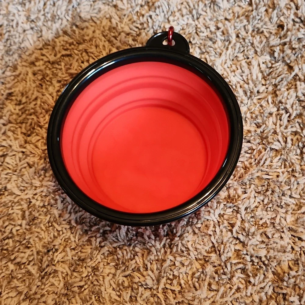 Mr. Peanuts Collapsible Pet Bowl